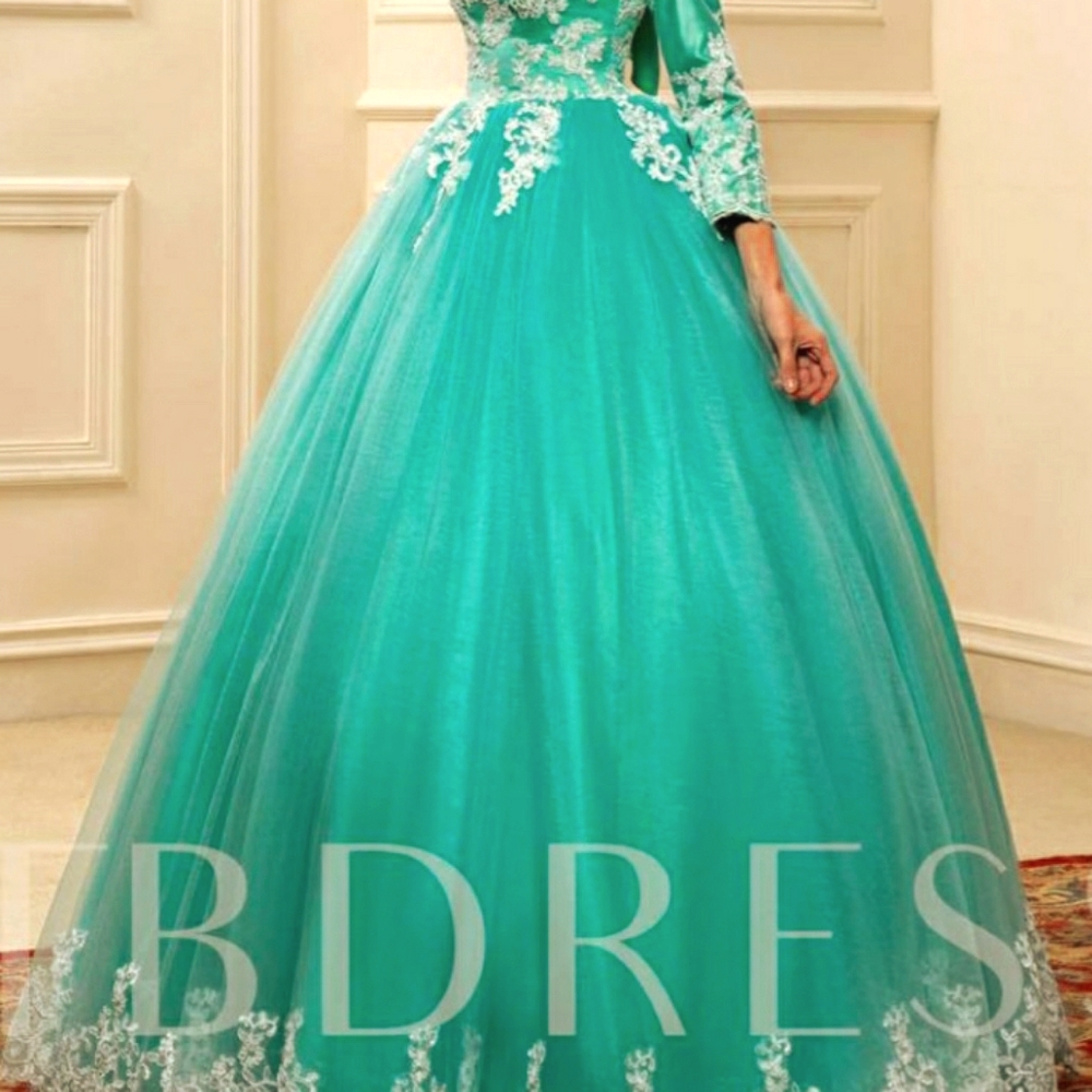Wedding dress